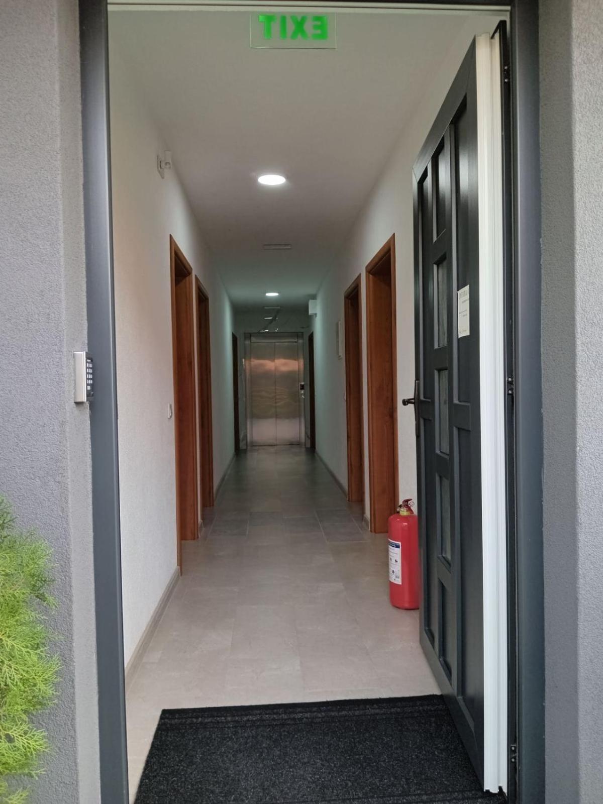 Apartments Karic Aerodrom Tuzla Dubrave Gornje Exterior photo