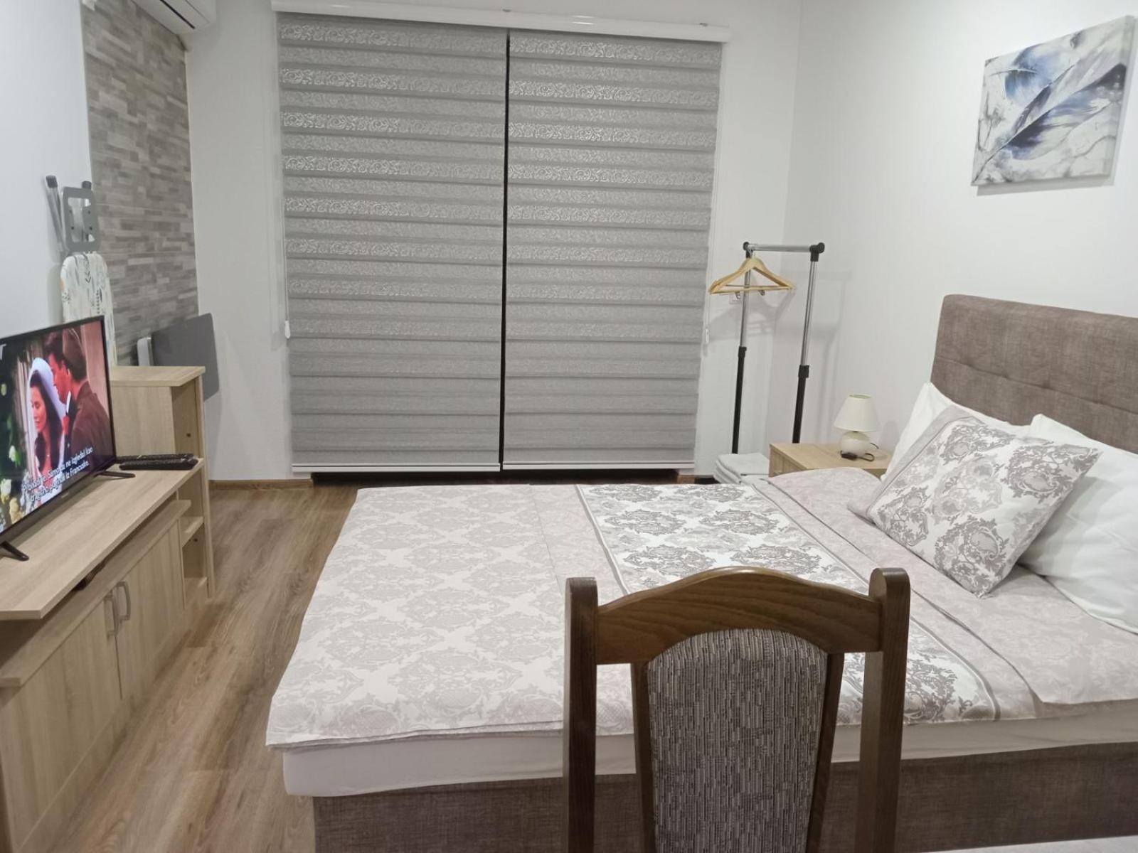 Apartments Karic Aerodrom Tuzla Dubrave Gornje Exterior photo